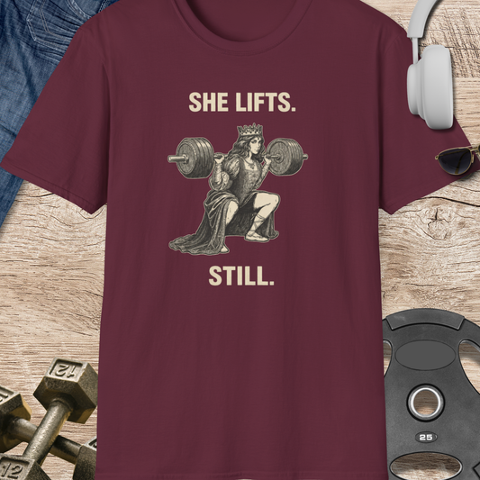 She Lifts. T-Shirt