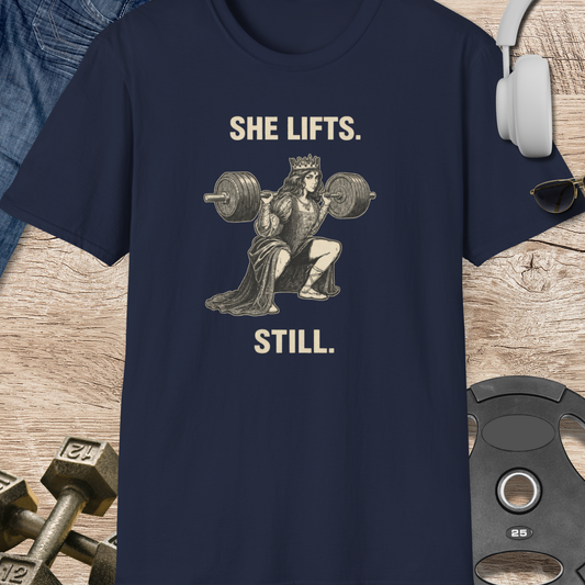 She Lifts. T-Shirt